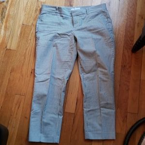 NWOT Gap slim cropped seer sucker pants